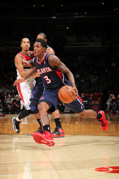 打出一波波 打出一波波