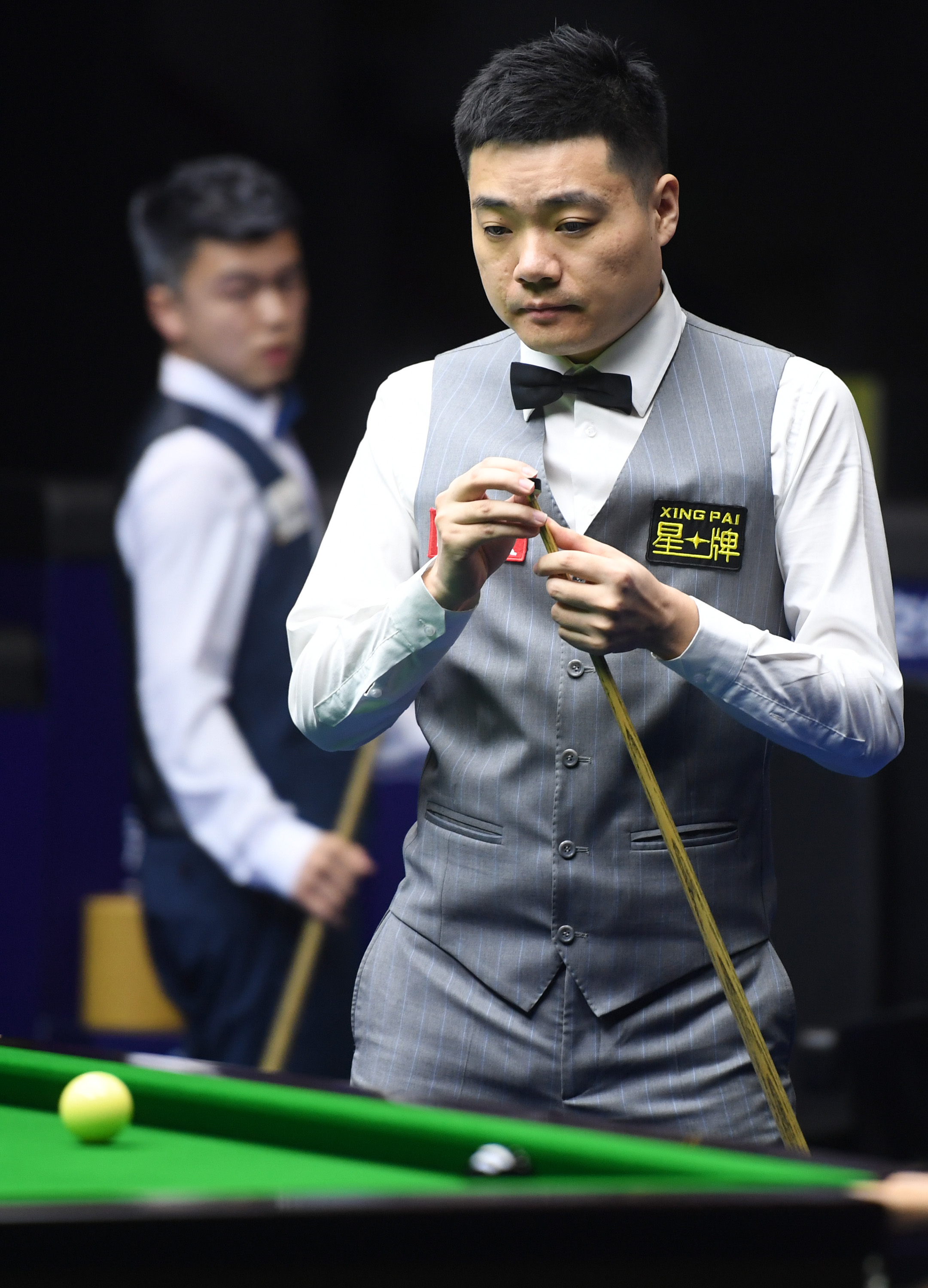 上不遗余力 上不遗余力