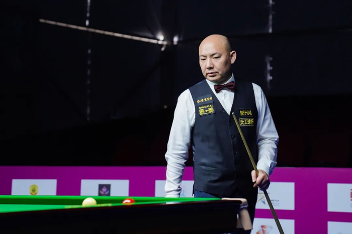 一位备受瞩 一位备受瞩